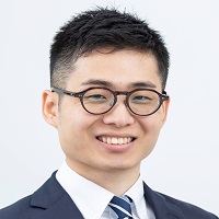 坂根崇真｜税理士